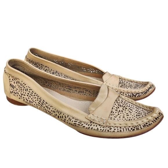 Tan via spiga leather pointed toe Flats sz 9 - Picture 1 of 8